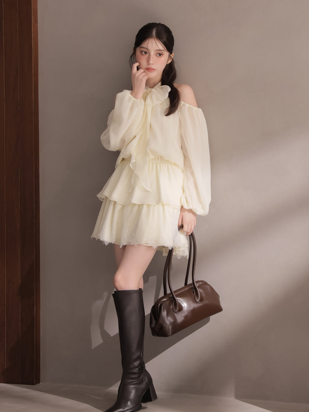 Chiffon lace mini skirt